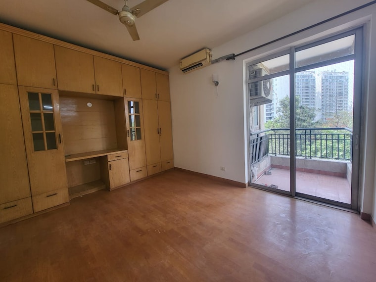 Room, emaar-the-palm-drive-the-premier-terraces 3 Bedroom 2000 Sq.Ft. Apartment In Sector 66 Gurgaon 8770516