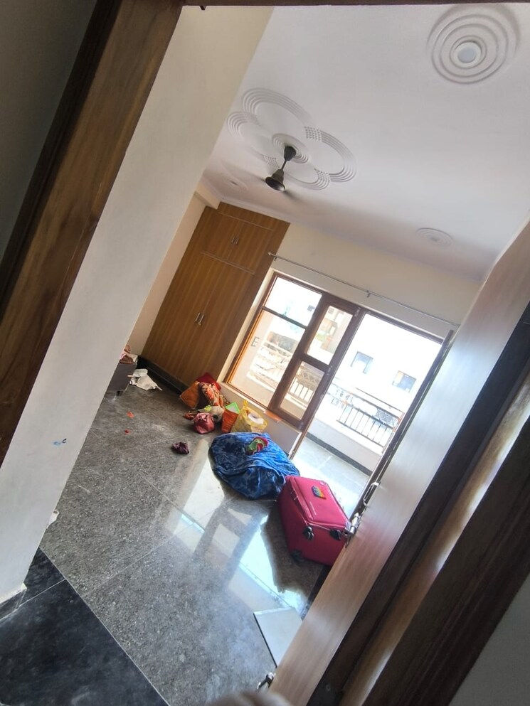 undefined, sector 37 4 Bedroom 250 Sq.Ft. Builder Floor In Sector 37 Faridabad 8770550