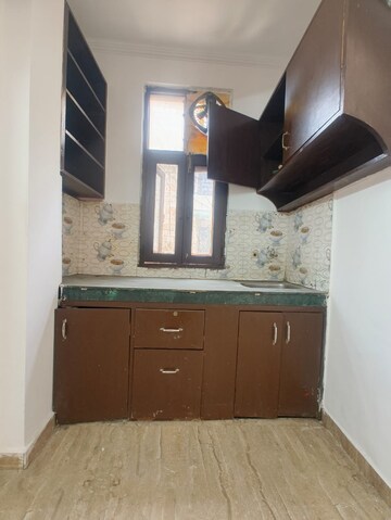 Kitchen in 1 BHK Builder Floor at Paryavaran Complex – for Rent