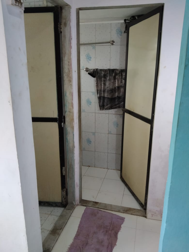 1 Rk+ Extra Room Apartment For Rent in Dadar Chsl