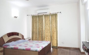 4 BHK Apartment For Rent in Max Towers, Sector 16b