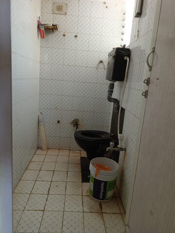 Bathroom in 2 BHK Apartment at Vejalpur – for Rent