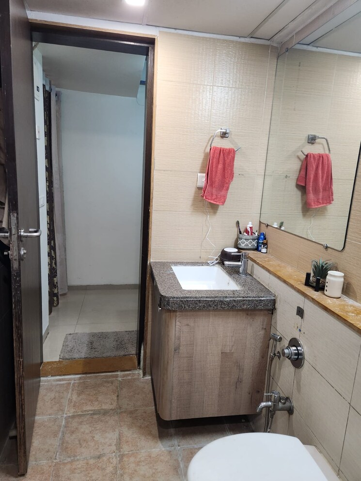 Bathroom, svasti-delta-high 2 Bedroom 1000 Sq.Ft. Apartment In Bhugaon Pune 8770637