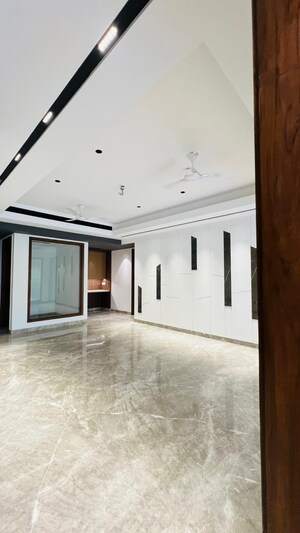 4 BHK Builder Floor For Sale in Kohli One Malibu Town, Sector 47