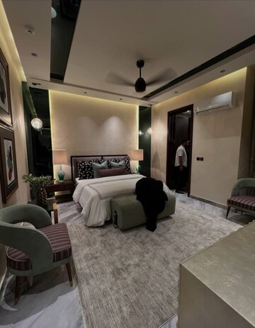 Living Room in 3 BHK Builder Floor at Sector 32 – for Rent