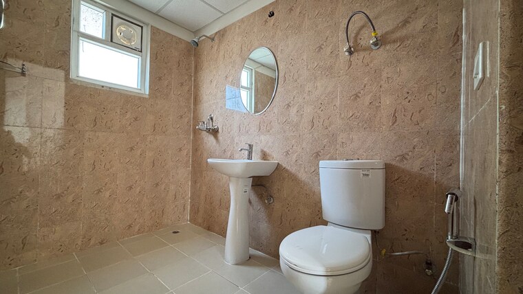 Bathroom, paramount-emotions 3 Bedroom 1520 Sq.Ft. Apartment In Sector 1 Greater Noida Greater Noida 8770904