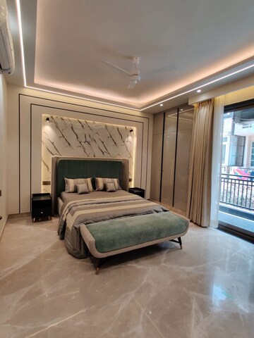 Bedroom in 1 BHK Builder Floor at Sector 23 – for Rent