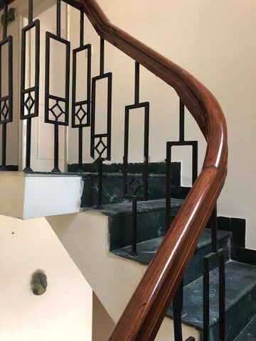 Kitchen in 4 BHK Villa at Eros Rosewood Villas, Sector 50 – for Rent
