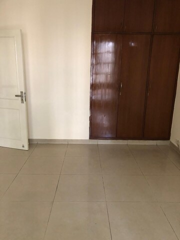 Room in 4 BHK Villa at Eros Rosewood Villas, Sector 50 – for Rent