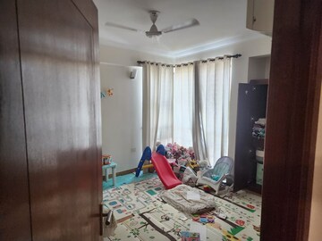Bedroom in 4 BHK Builder Floor at Kohli One Malibu Town, Sector 47 – for Sale