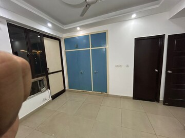 Room in 2 BHK Apartment at High End Paradise II, Raj Nagar Extension – for Rent
