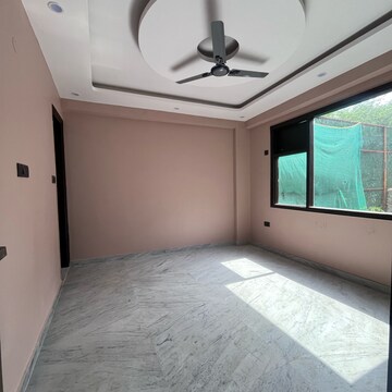 Bedroom in 3 BHK Builder Floor at Chattarpur – for Rent