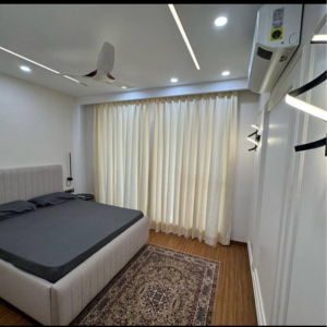 Bedroom in 4 BHK Builder Floor at Unitech South City II, South City 2 – for Sale