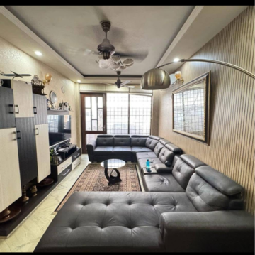 Gym in 4 BHK Builder Floor at Unitech South City II, South City 2 – for Sale
