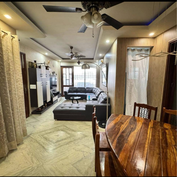 Gym, unitech-south-city-ii 4 Bedroom 3250 Sq.Ft. Builder Floor In South City 2 Gurgaon 8770877