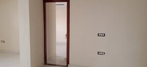 Room in 3 BHK Builder Floor at Sector 75 – for Sale