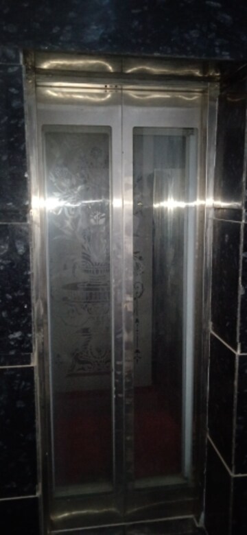 Building Lobby in 3 BHK Builder Floor at Sector 75 – for Sale