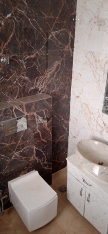 Bathroom in 3 BHK Builder Floor at Sector 75 – for Sale