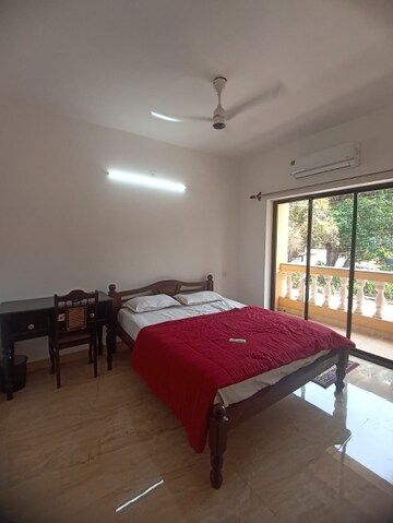 Bedroom in 2 BHK Apartment at Marna Siolim – for Rent