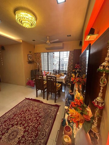Bedroom in 2 BHK Apartment at Riddhi Tower, Malad East – for Rent