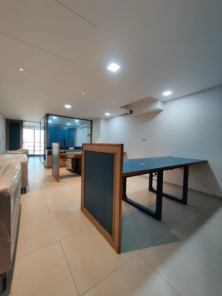 Team Area, bodakdev Commercial Office Space 1163 Sq.Ft. In Bodakdev Ahmedabad 8770828