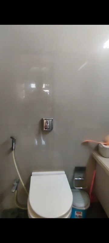 Furnished Amenities in 2 BHK Apartment at Lashkaria Anurag CHS, Andheri West – for Rent