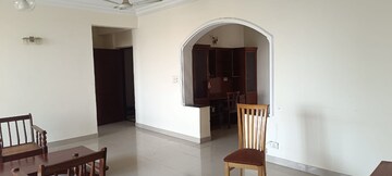 Building Lobby in 3 BHK Apartment at DLF Regency Park II, Sector 27 – for Sale