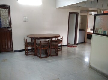 Living Room in 2 BHK Apartment at Chembur – for Rent