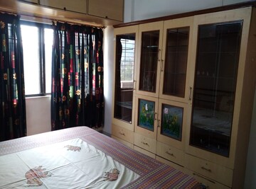 Bedroom in 2 BHK Apartment at Chembur – for Rent
