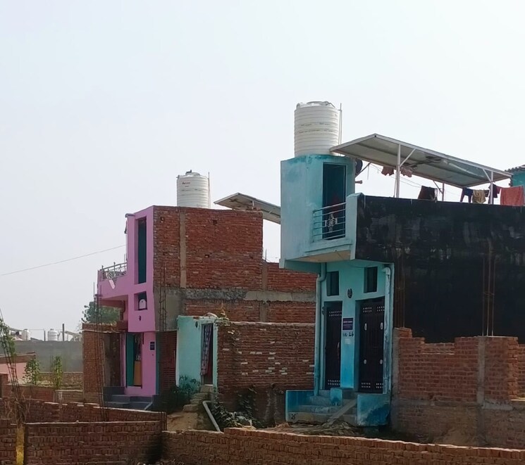 Nearby, sector 142  450 Sq.Ft. Plot In Sector 142 Noida 8771050