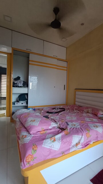 Bedroom in 3 BHK Apartment at Shree Samarth Heights, Ghansoli – for Rent
