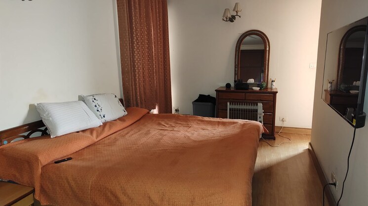 Bedroom, dlf-regency-park-ii 3 Bedroom 1550 Sq.Ft. Apartment In Sector 27 Gurgaon 8771007