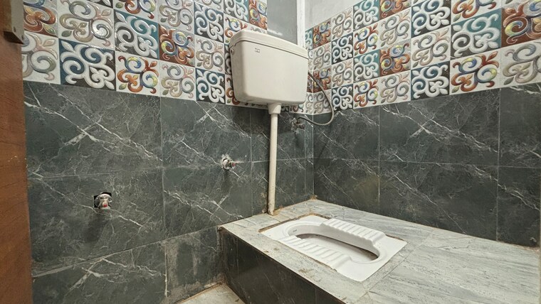 Bathroom, nirala-estate 3.5 Bedroom 1760 Sq.Ft. Apartment In Tech Zone 4 Greater Noida Greater Noida 8771112