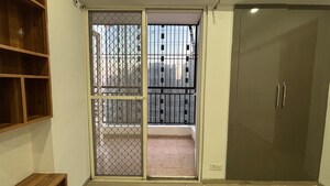 Room in 3.5 BHK Apartment at Nirala Estate, Tech Zone 4 Greater Noida – for Sale