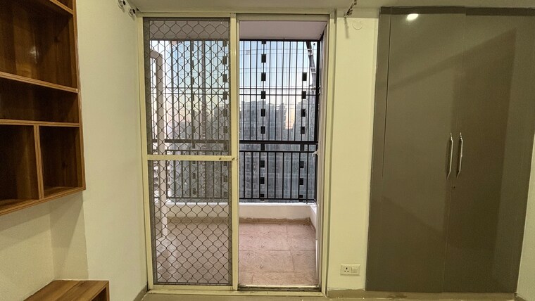 Room, nirala-estate 3.5 Bedroom 1760 Sq.Ft. Apartment In Tech Zone 4 Greater Noida Greater Noida 8771112