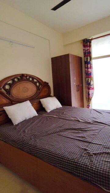 2 BHK Apartment For Rent in Adore Happy Homes, Sector 86