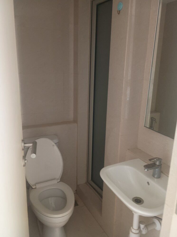 undefined, hiranandani-solitaire-studio-apartment 1 Bedroom 330 Sq.Ft. Apartment In Ghodbunder Road Thane 8771129