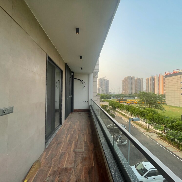 Balcony, bptp-amstoria-country-floor 3 Bedroom 2500 Sq.Ft. Villa In Sector 102 Gurgaon 8771170