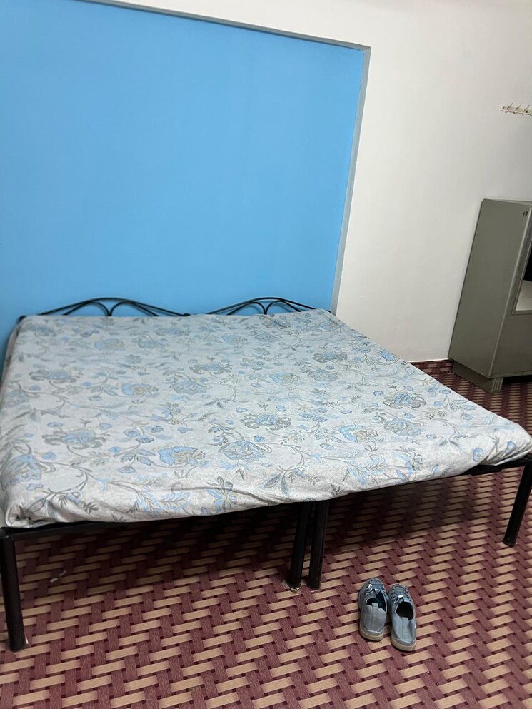 Bedroom, hermes-heritage-homes 2 Bedroom 1250 Sq.Ft. Apartment In Shastrinagar Pune 8771177