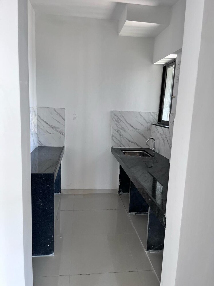 Kitchen, uk-iridium-tower-2 2 Bedroom 544 Sq.Ft. Apartment In Kandivali East Mumbai 8771147