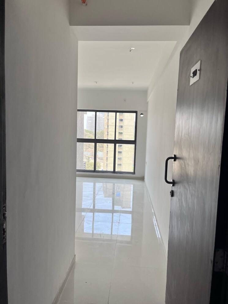 Room, uk-iridium-tower-2 2 Bedroom 544 Sq.Ft. Apartment In Kandivali East Mumbai 8771147