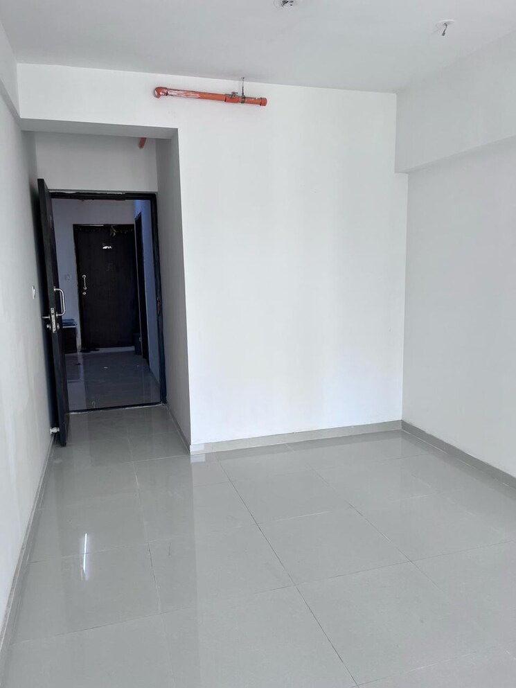 Room, uk-iridium-tower-2 2 Bedroom 544 Sq.Ft. Apartment In Kandivali East Mumbai 8771147