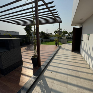 Terrace in 4 BHK Builder Floor at Ansal Sushant Lok I, Sector 43 – for Sale