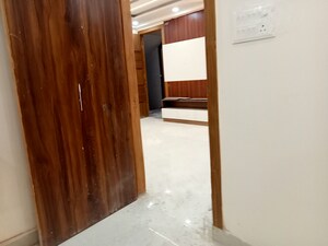 Room in 2 BHK Builder Floor at Palam Colony – for Sale