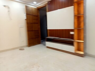 Room in 2 BHK Builder Floor at Palam Colony – for Sale