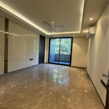 Master Bedroom in 4 BHK Builder Floor at Ansal Sushant Lok I, Sector 43 – for Sale