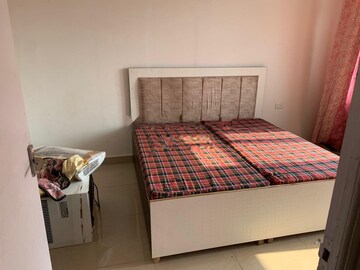 Bedroom in 2 BHK Apartment at Suncity Avenue 76, Sector 76 – for Rent