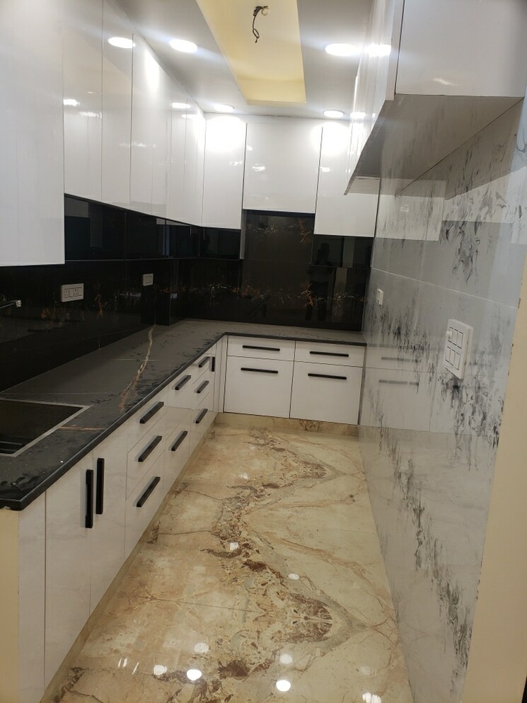 Kitchen, shiv nagar 2 Bedroom 900 Sq.Ft. Builder Floor In Shiv Nagar Delhi 8771371