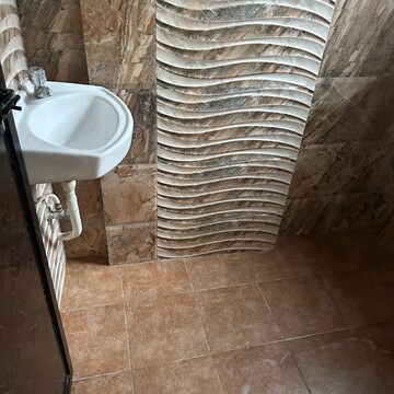 Bathroom in 1 BHK Apartment at Leo Group Housing Complex, Jaydev Singh Nagar – for Rent