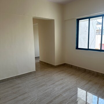 Room in 1 BHK Apartment at Leo Group Housing Complex, Jaydev Singh Nagar – for Rent